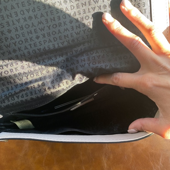 Kate Spade crossbody envelope bag - Picture 2 of 3